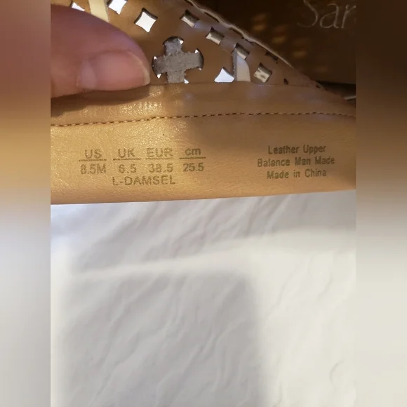 NEW FRANCO SARTO BEIGE BOOTIES SIZE 8.5 - Picture 9 of 10